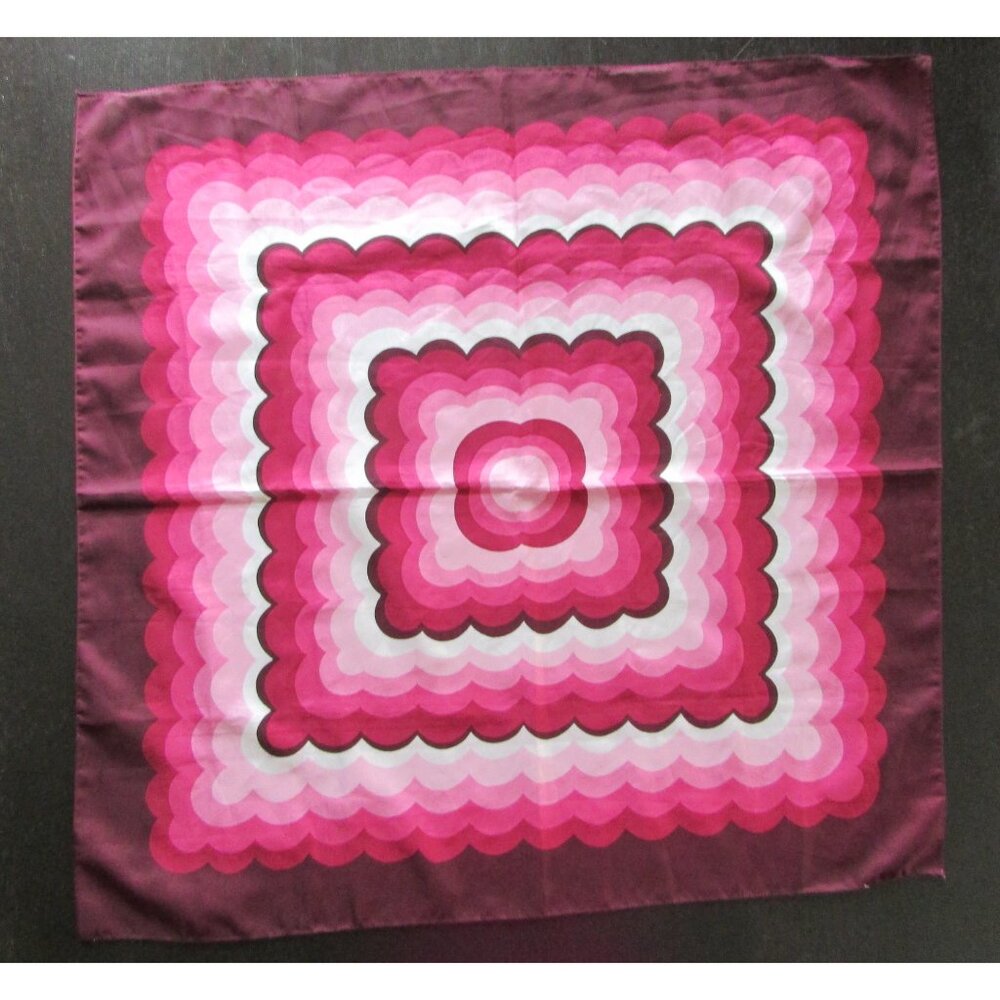 Vintage Geometric Retro Scarf - Pinks
